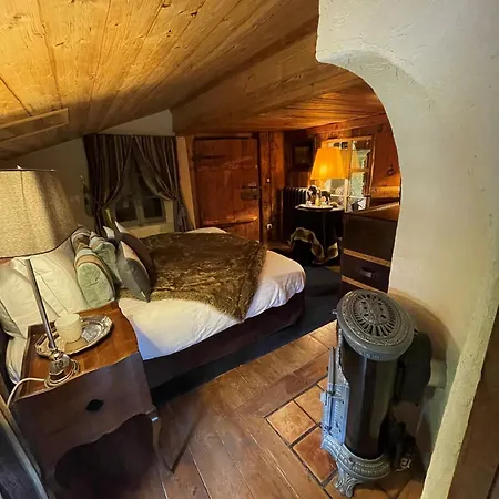 Hotel La Ferme Des Vonezins 4*